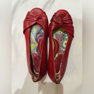 Women’s born shoes size 6.5